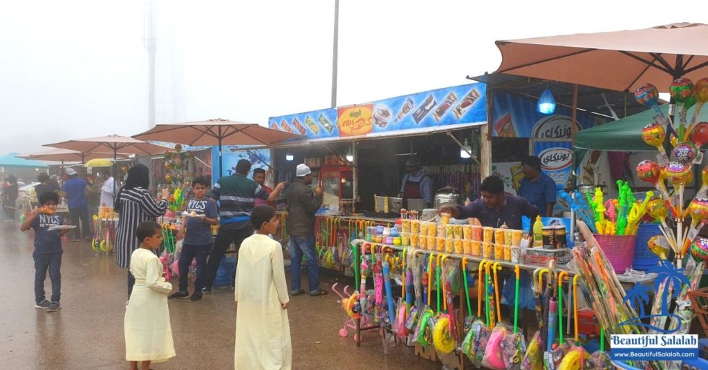 Makeshift Stalls in Parking Lot during Khareef Season