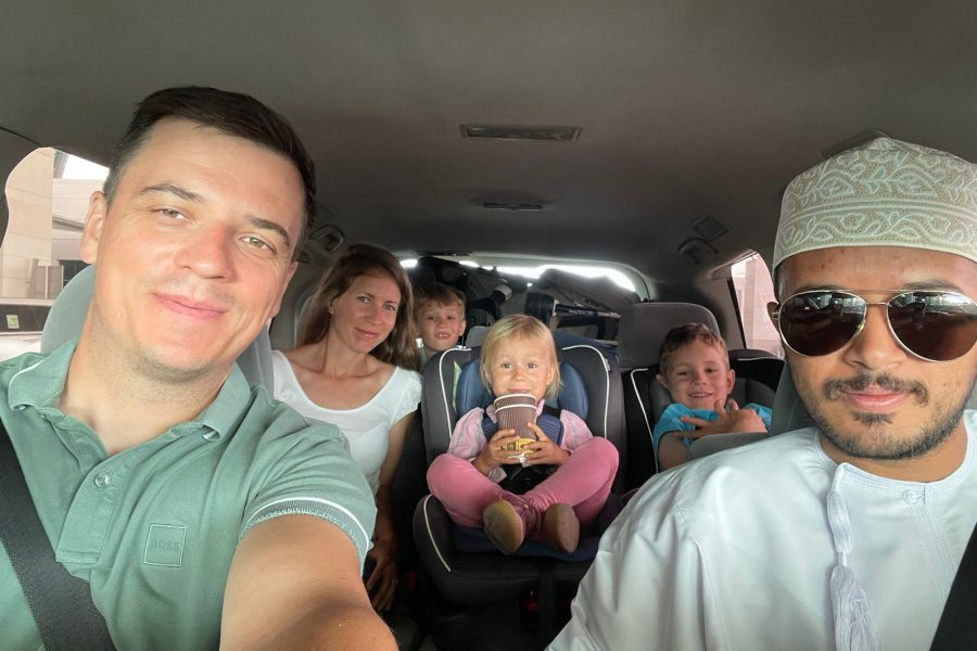 Salalah Airport Transfers for Couples, Family & Groups