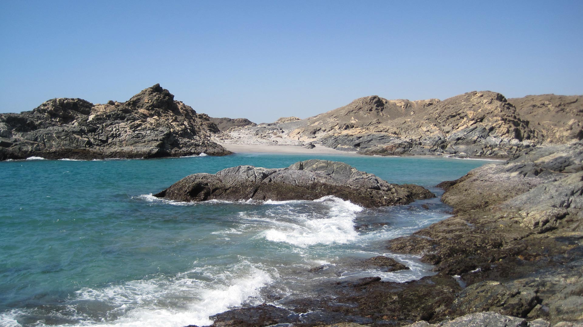 Top Places to Visit in Oman: A Complete Travel Guide