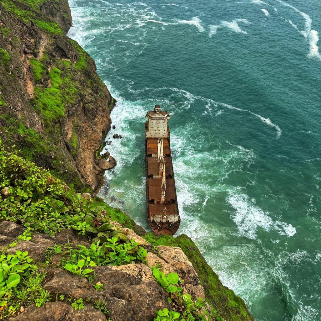 Abandoned Ship